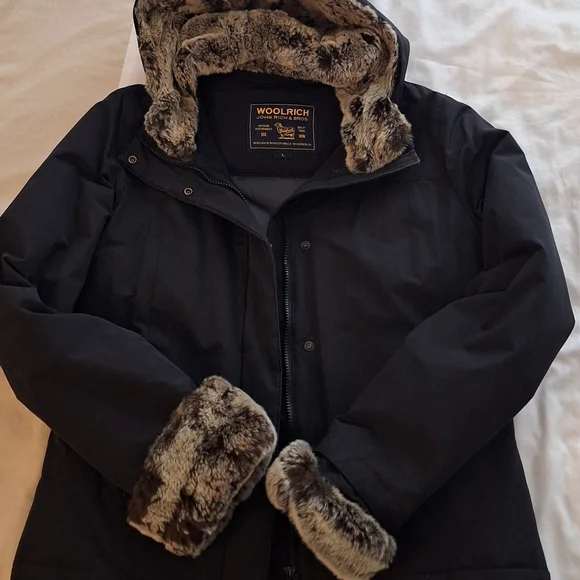 Woolrich Gray Jacket with Fur Accents - Picture 5 of 5